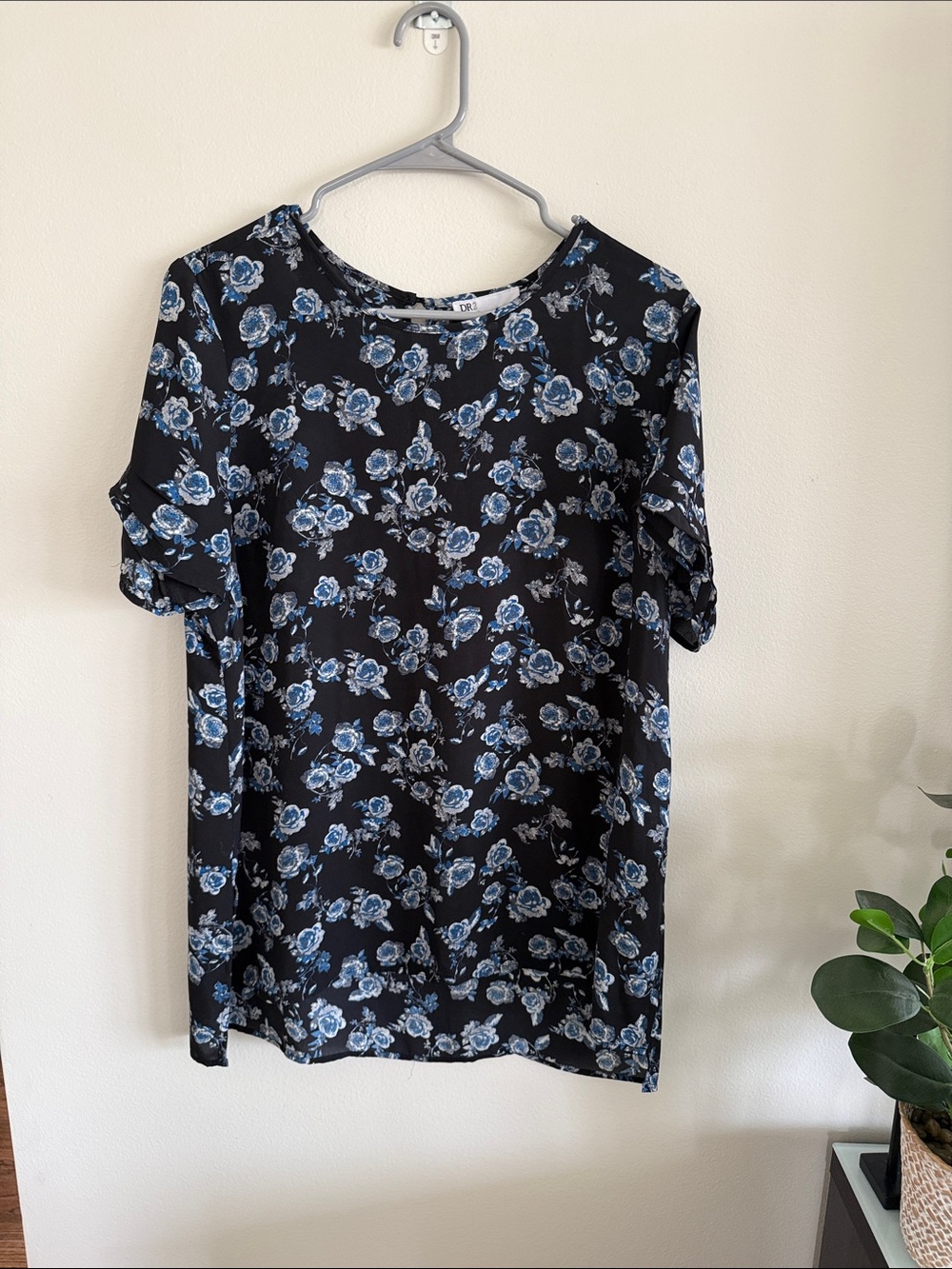 DR2 Black Short Sleeve Top with Blue Floral Print